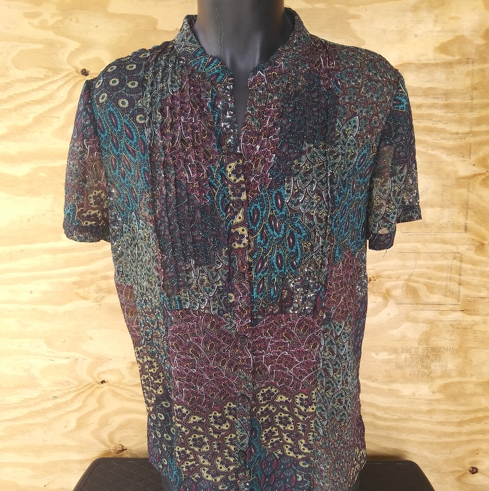 Christopher & Banks Geometric Button Up Blouse Wom